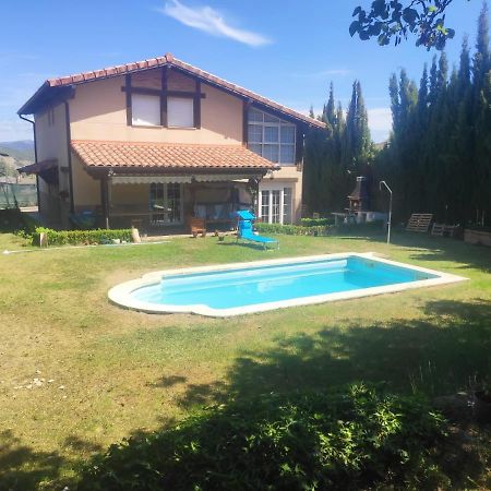 Vivienda El Olivo con piscina privada y jardín. Vila Ayegui Exterior foto