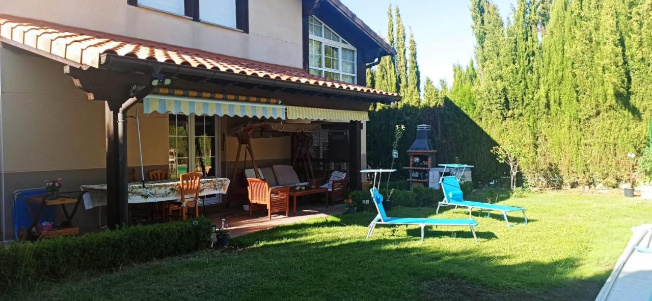Vivienda El Olivo con piscina privada y jardín. Vila Ayegui Exterior foto